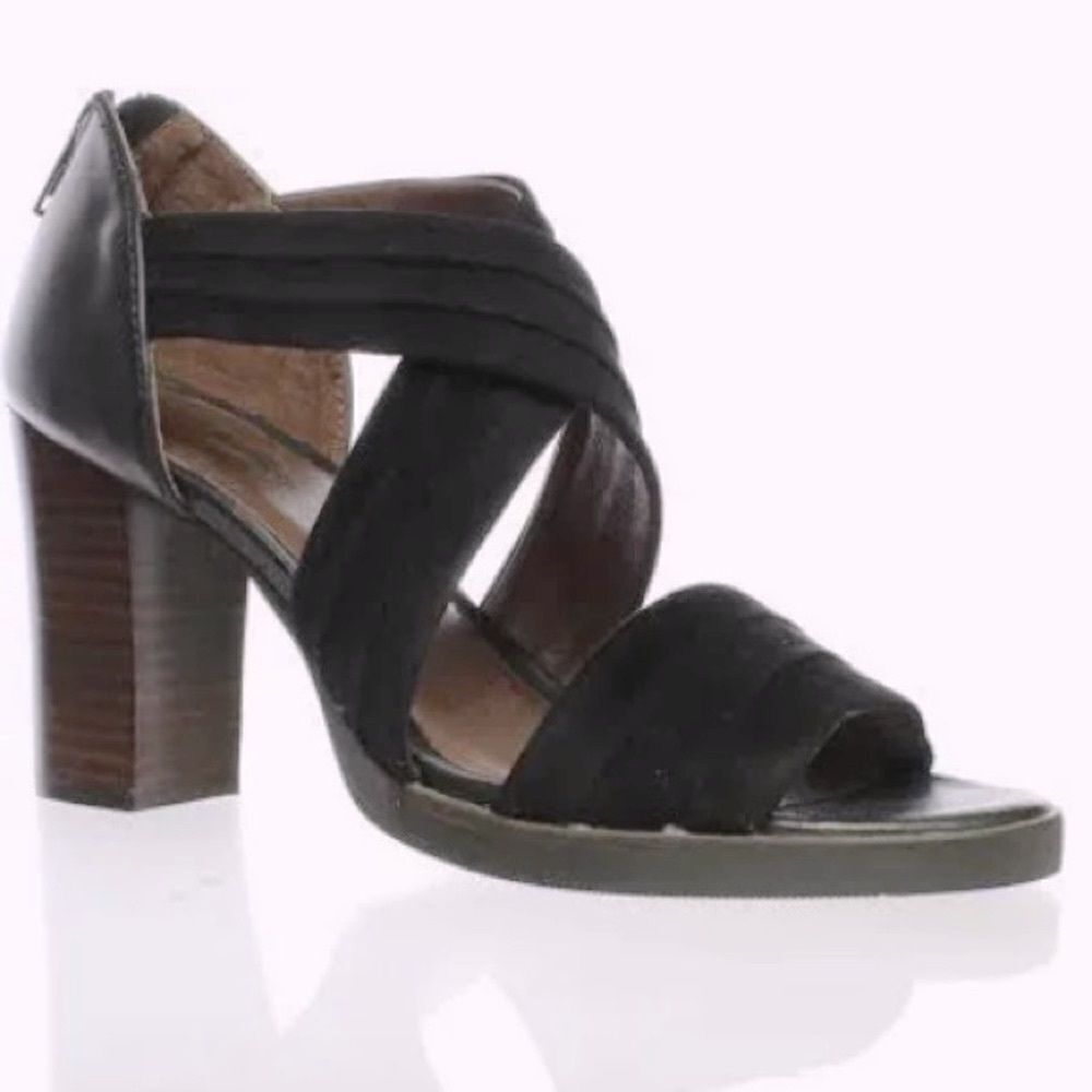 Tommy Bahama Lalai Black Leather and Suede Crisscross Chunky Block Heel Sandal - Picture 2 of 16